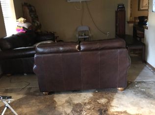 2702 Maple Dr, Harrah, OK 73045