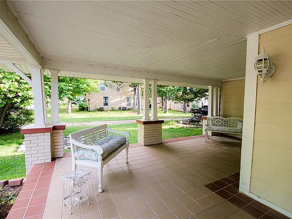 2nd image of 408 N Taylor Ave