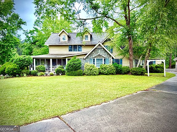 2nd image of 87 Georgia Ave