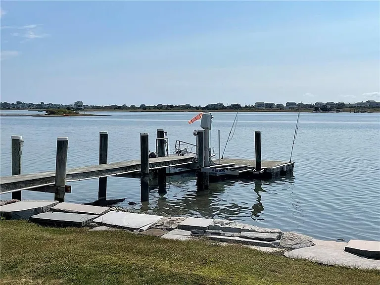 6 Harbor Dr #B — Photo 12