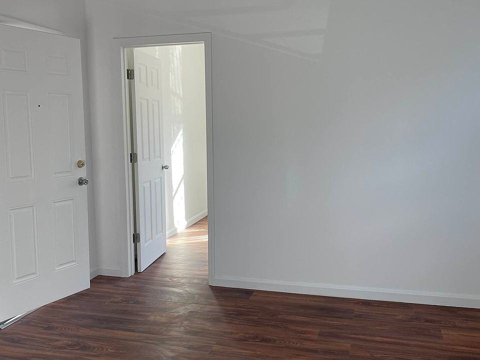 2nd image of 126 Tehama St #1F