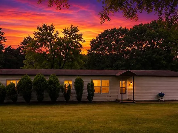 3102 Meyer Rd, Festus, MO 63028