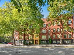 5th & Mercer Apartments, Seattle, WA 98109