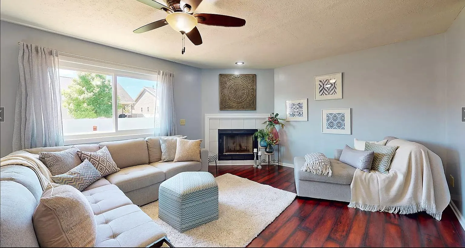 2610 Carrington Ln — Photo 1