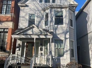 1416 W Barry Ave FRNT 2, Chicago, IL 60657