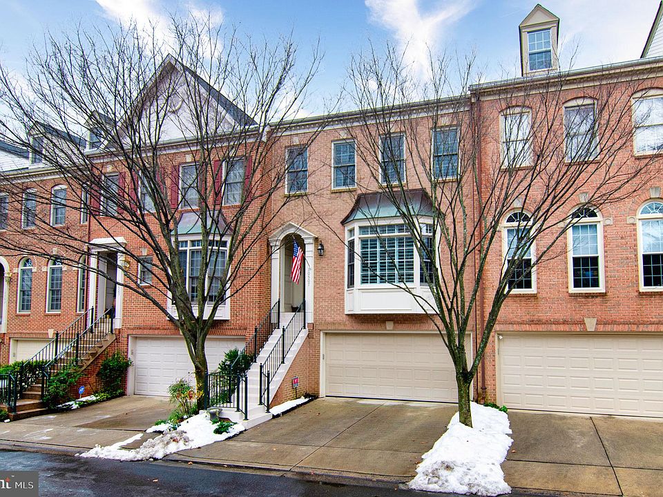 1st image of 10507 James Wren Way