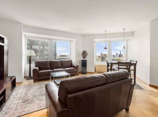 150 W 56th St APT 4203, New York, NY 10019