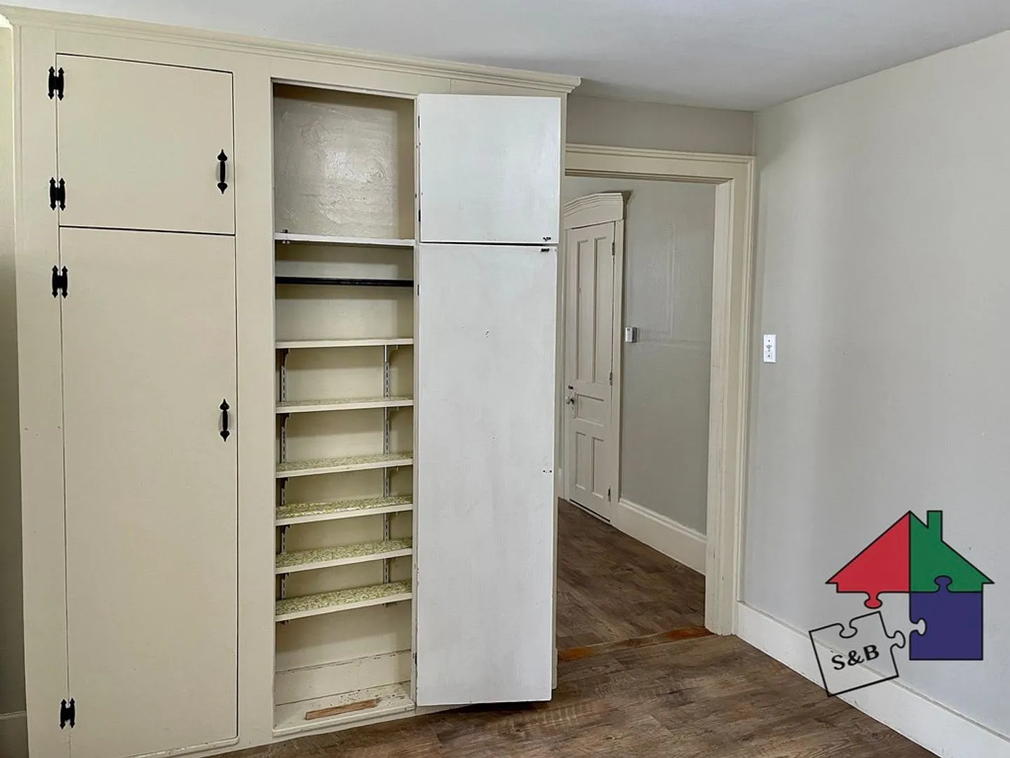 102 Northfield Street — Photo 4