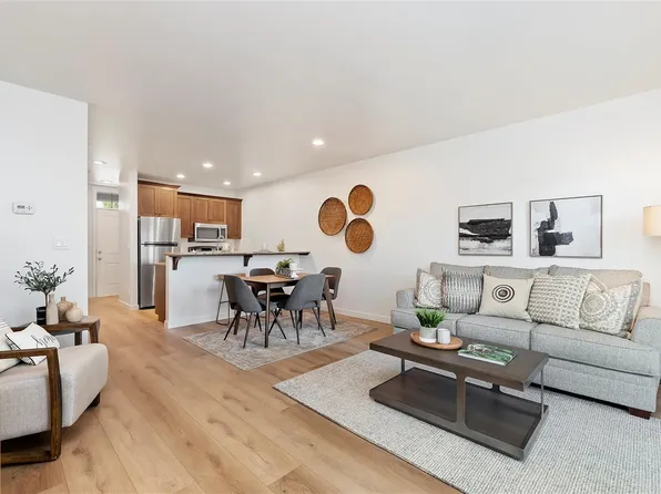 Linder Springs Townhomes