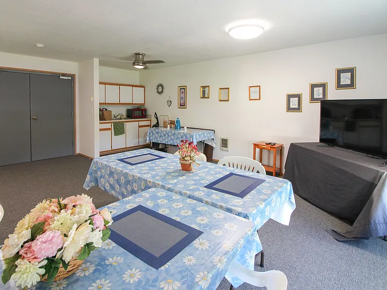 North Salem Apartment Complex With Washer/Dryer! ~ Camelot — Photo 65