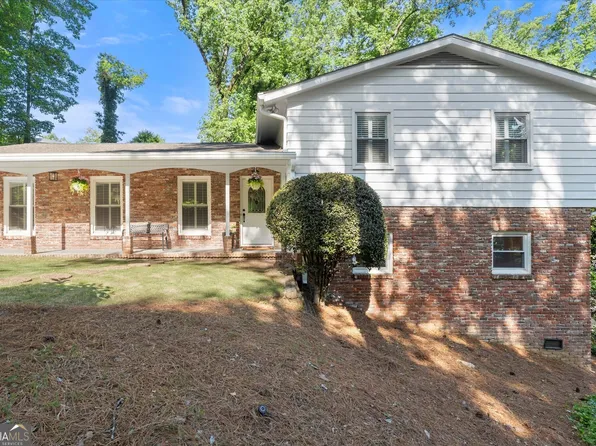 5650 Colton Dr, Sandy Springs, GA 30342