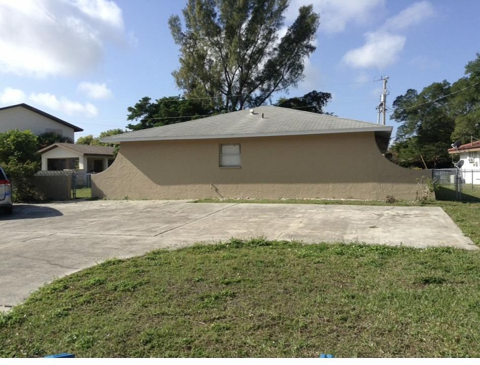 1632 Orchid Blvd #B, Cape Coral, FL 33904 | Zillow