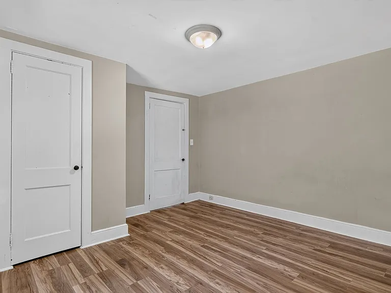 840 Ohio St — Photo 12