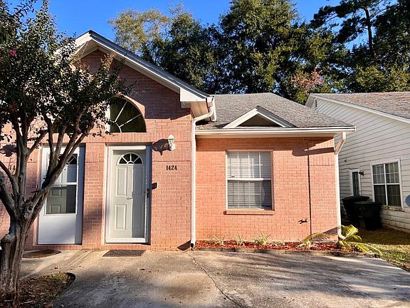2nd image of 1424 Golden Park Ct