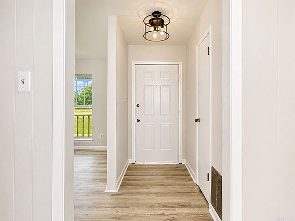 5th image of 9003 Dyson Rd