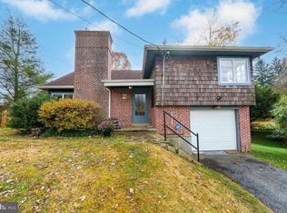 2 Snuff Mill Rd, Wilmington, DE 19807