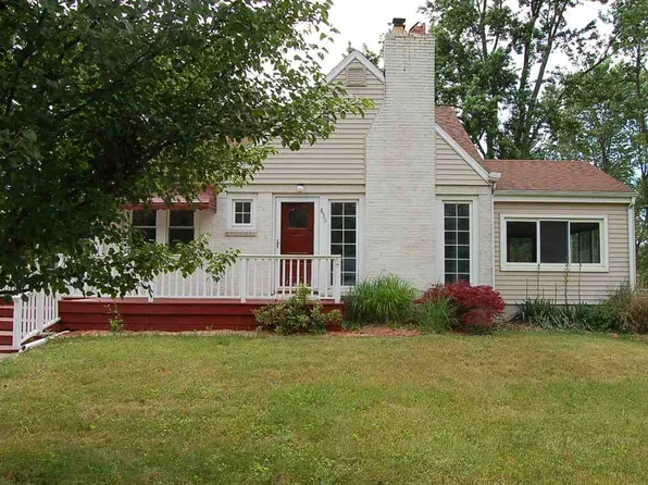 836 Woodbine Blvd, Jackson, MI 49203