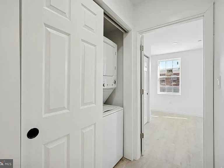 5530 Boyer St #2B — Photo 4