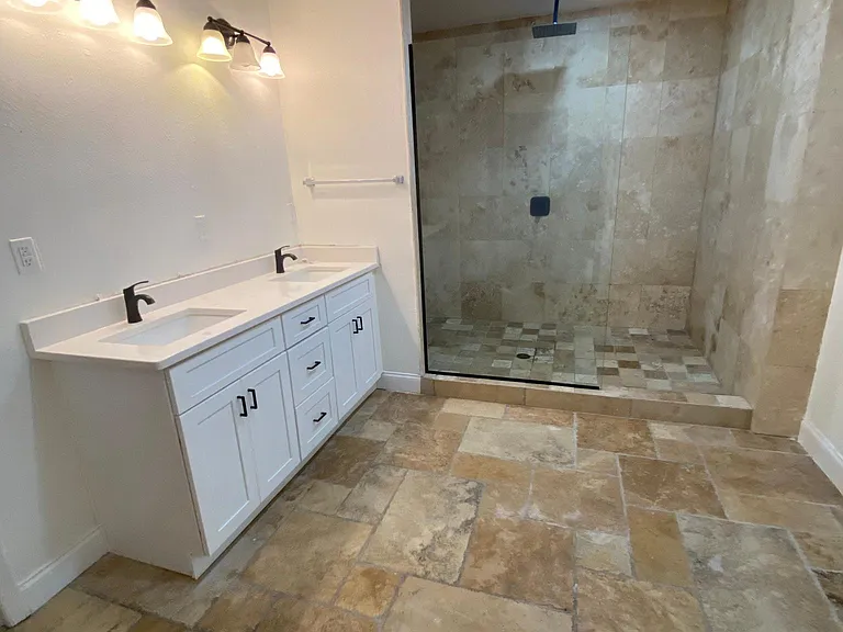 123 E Harding St — Photo 11