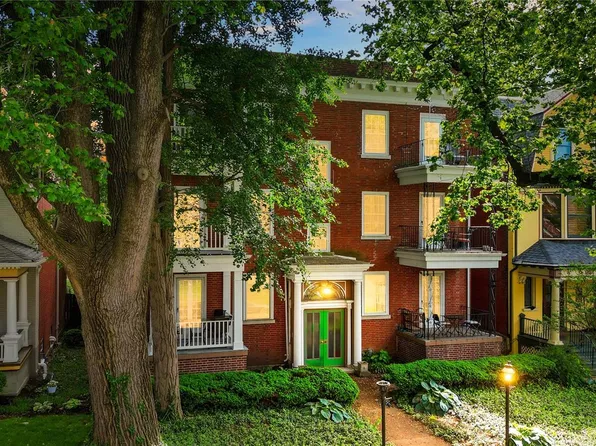 4530 McPherson Ave APT 1W, Saint Louis, MO 63108