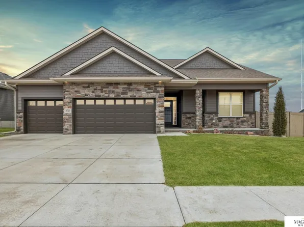 8701 S 81st St, Lincoln, NE 68516