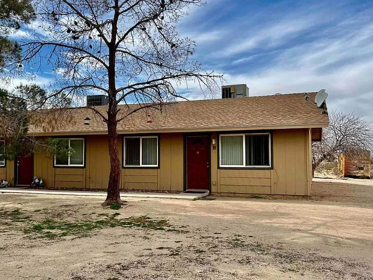 28150 Apache Ave #B — Photo 1