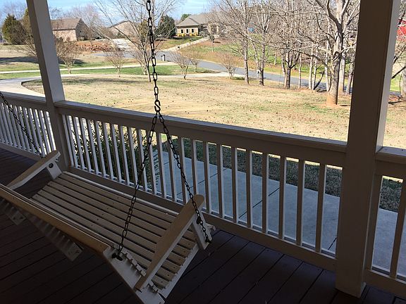 4th image of 115 Hughes Ln