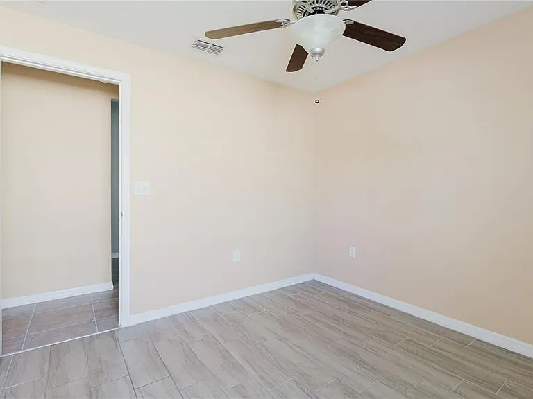 304 Cascade Bend Dr — Photo 49