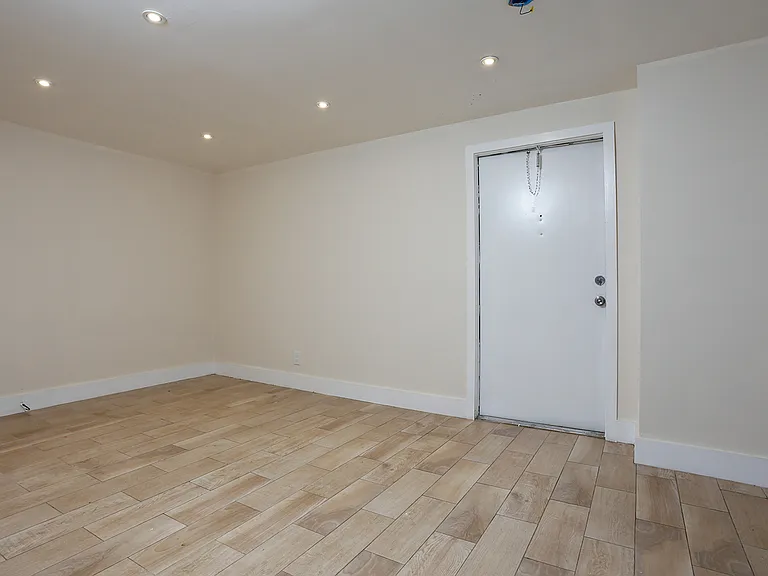 Hollywood Cambridge Partners LLC — Photo 4
