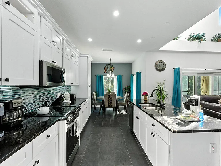 Cumbrian Lakes Dr — Photo 11