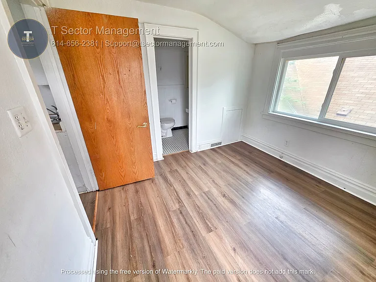 15 Broad St S #4 — Photo 9