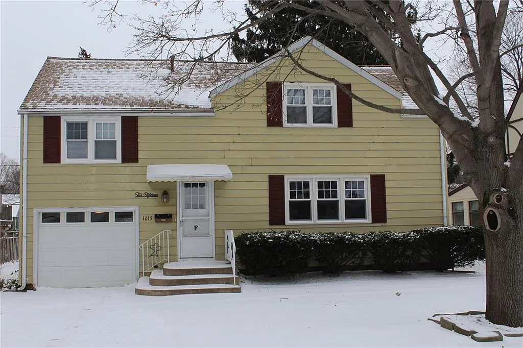 1015 Hartt Rd photo 1