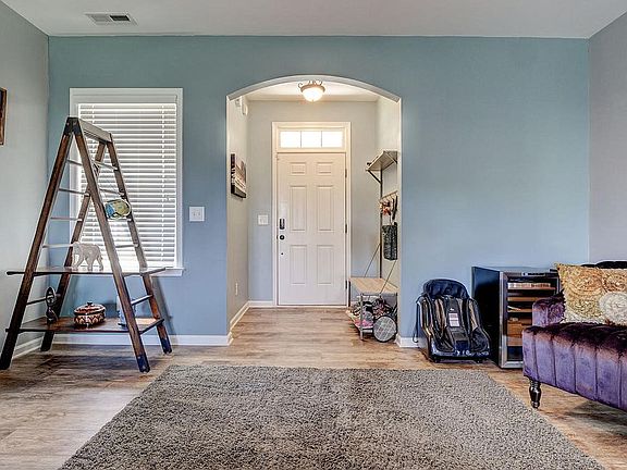 2nd image of 416 Bald Cypress Ln