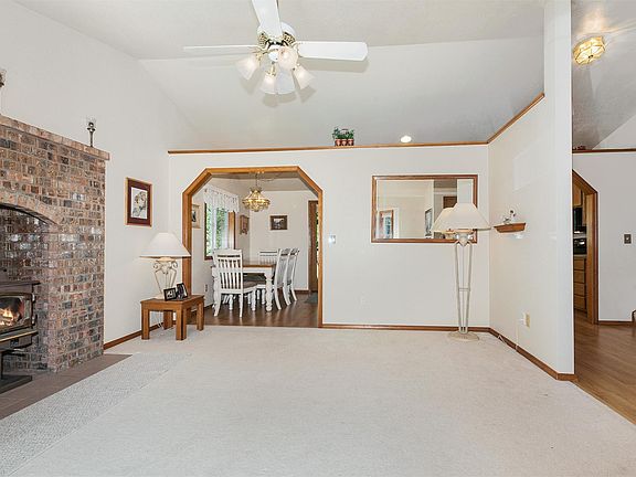 5th image of 30125 36th Ave NW