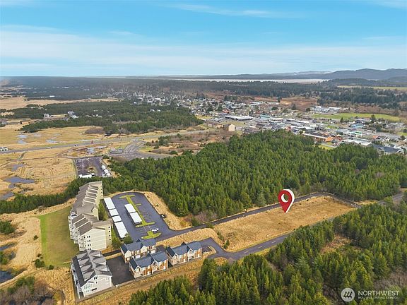 2nd image of 6 7th Street SW