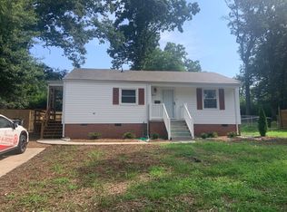 2814 Robin Hood Dr, Greensboro, NC 27408