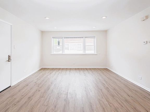 3rd image of 6416 175th St APT 2N