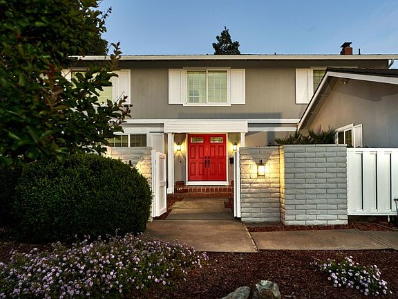 2nd image of 1002 Burlwood Dr
