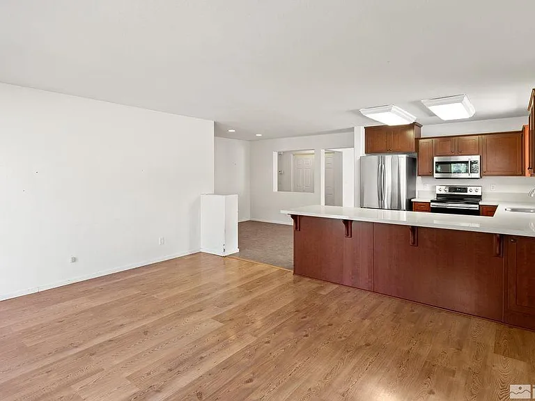 4073 Royal Sage Dr — Photo 10