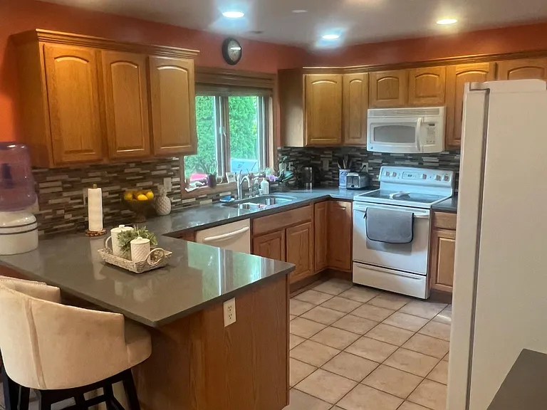 1507 Wimbleton Way — Photo 2