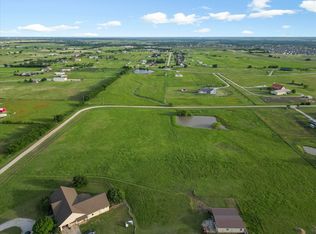Sky View Ln, Krum, TX 76249
