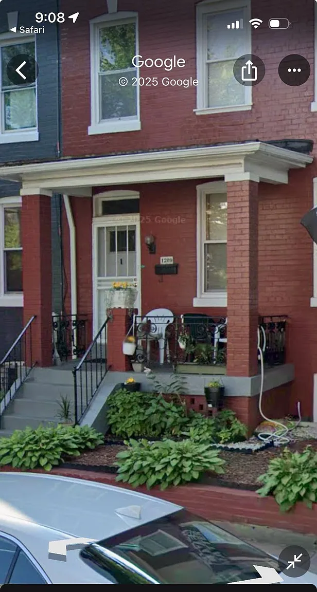 1209 Orren St NE photo 1