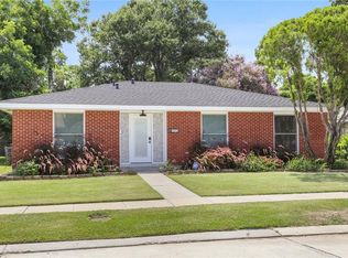 572 Deerfield Rd, Terrytown, LA 70056