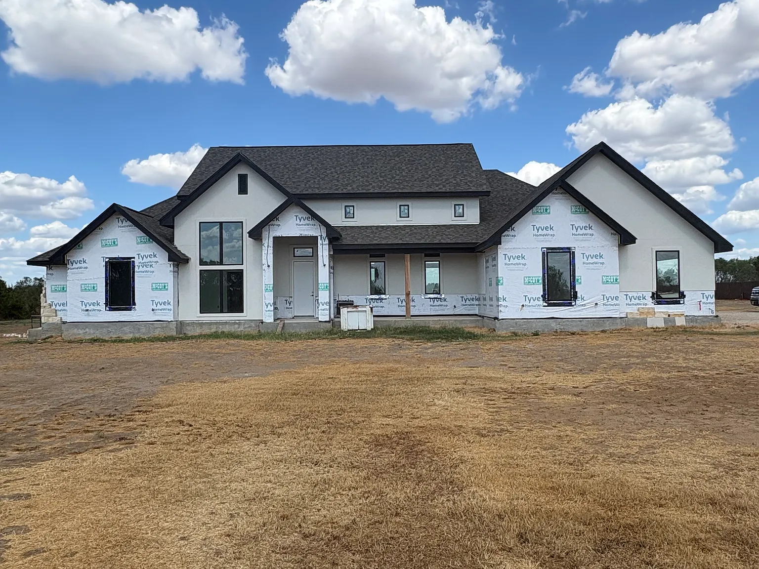 4 bed, 3.5 bath, 2850 sqft, $4,995 — Photo 1