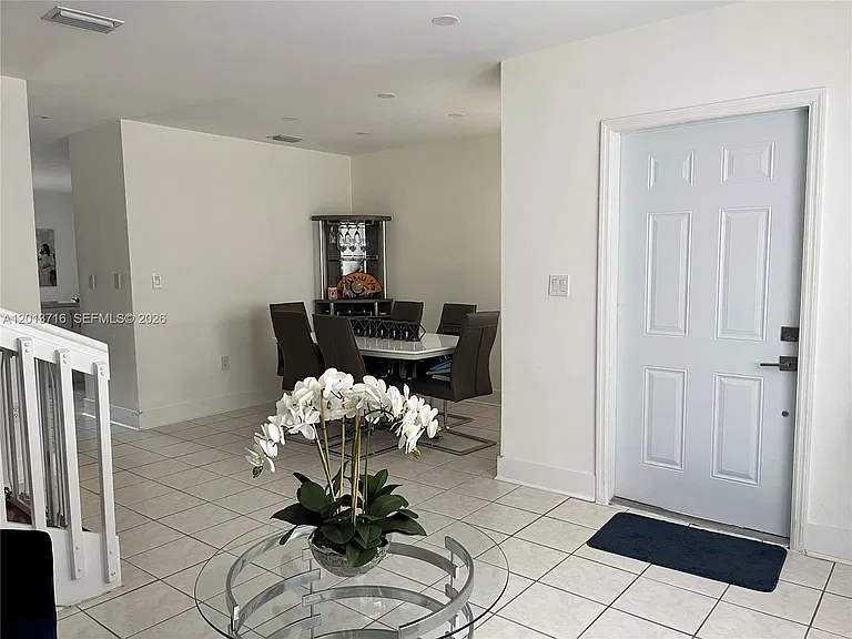 6224 SW 139th Ave — Photo 5