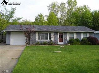 21335 Willow Ln, Strongsville, OH 44149