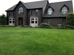 5609 Fox Chase Dr, Murrysville, PA 15632