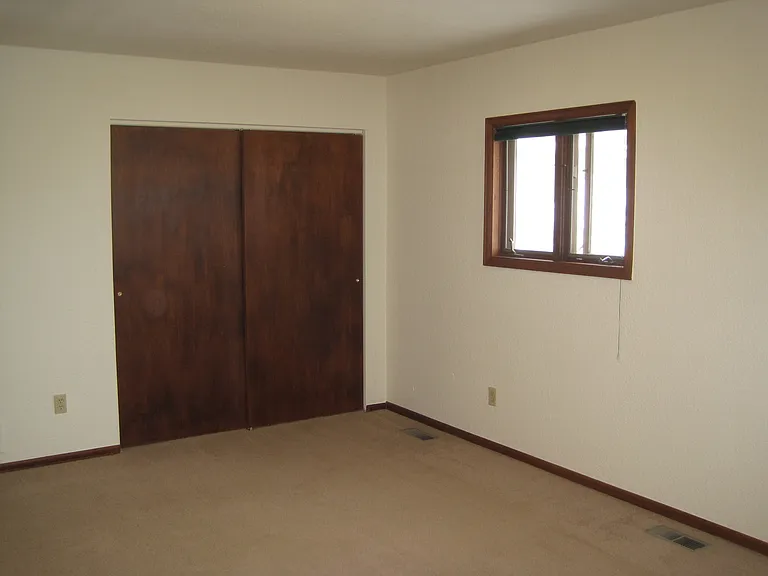 2143 Pine St #2 — Photo 11