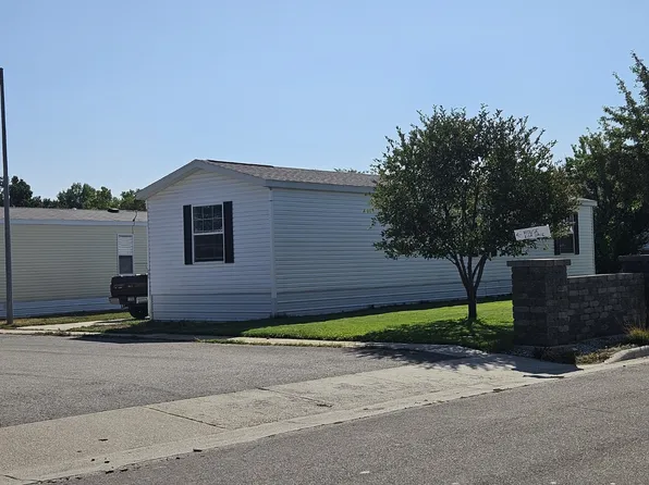 201 Harbison Dr, Hamilton, MT 59840