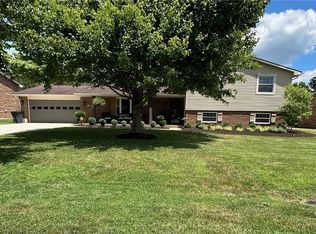 210 Lindsey Ave, Marietta, OH 45750